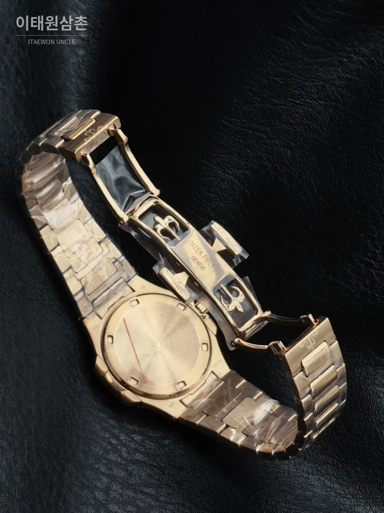 파텍필립 아쿠아넛 오토매틱 32mm 퍼플 다이얼 로즈골드 브레이슬릿