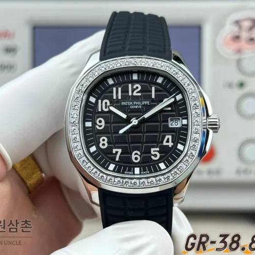 파텍필립 아쿠아넛 오토매틱 38.8mm 블랙