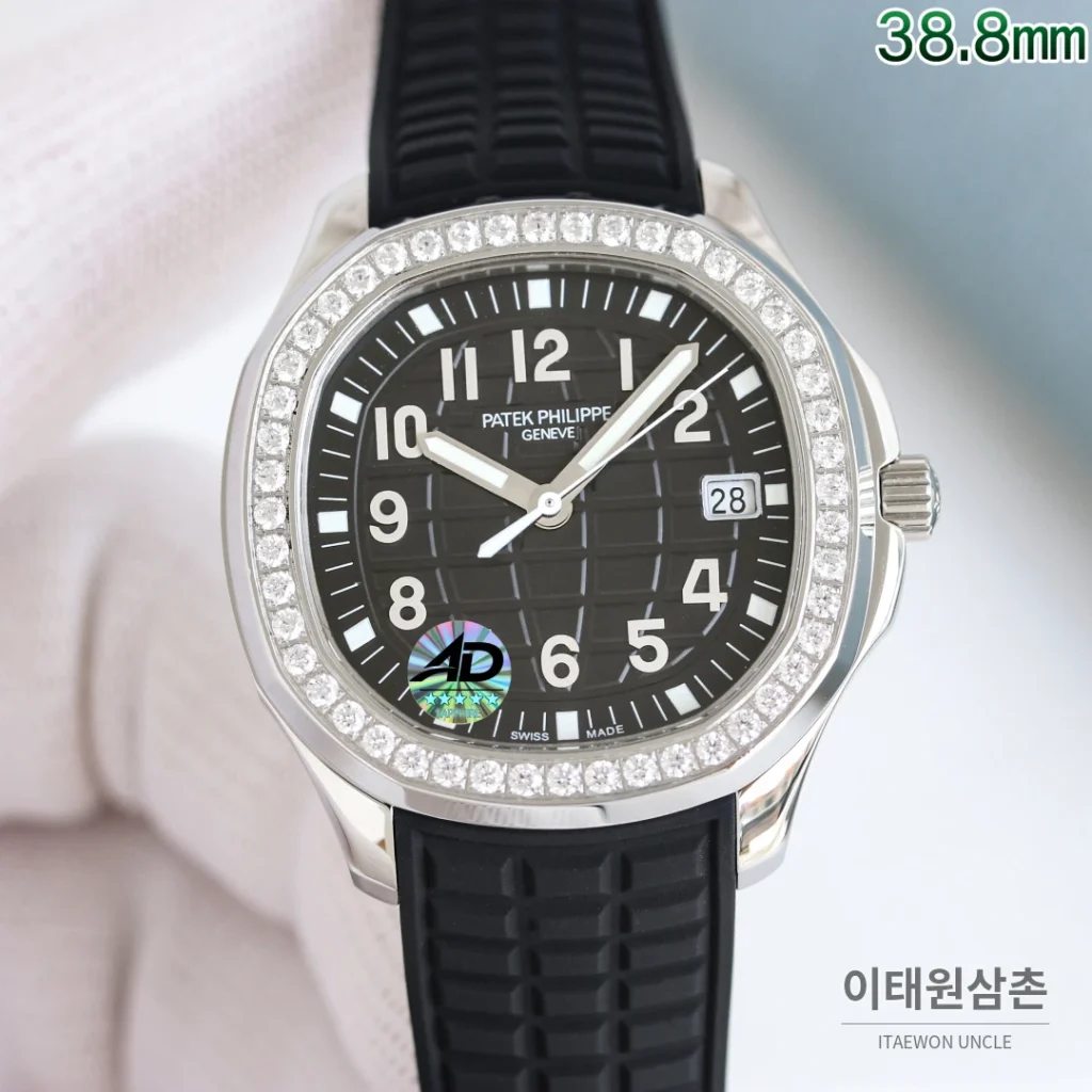 파텍필립 아쿠아넛 오토매틱 38.8mm 블랙 다이얼 블랙 러버 스트랩 실버 베젤