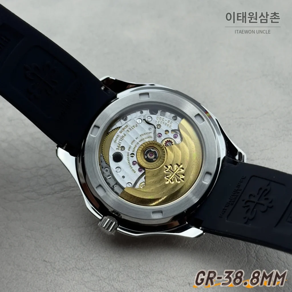 파텍필립 아쿠아넛 오토매틱 38.8mm 블랙