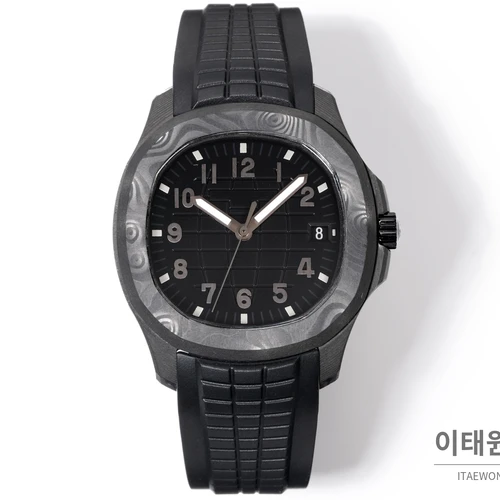 파텍필립 아쿠아넛 5167 카본 블랙 다이얼 오토매틱 40.8mm