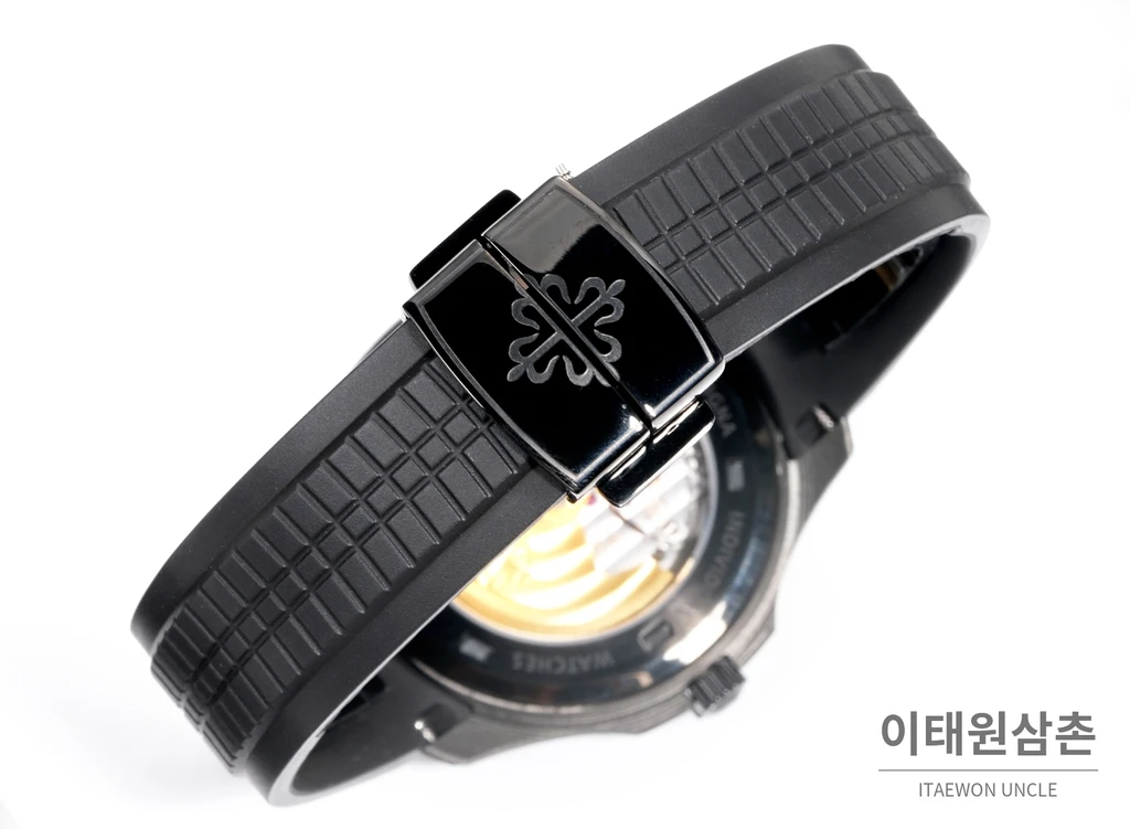 파텍필립 아쿠아넛 5167 카본 오렌지 포인트 오토매틱 40.8mm