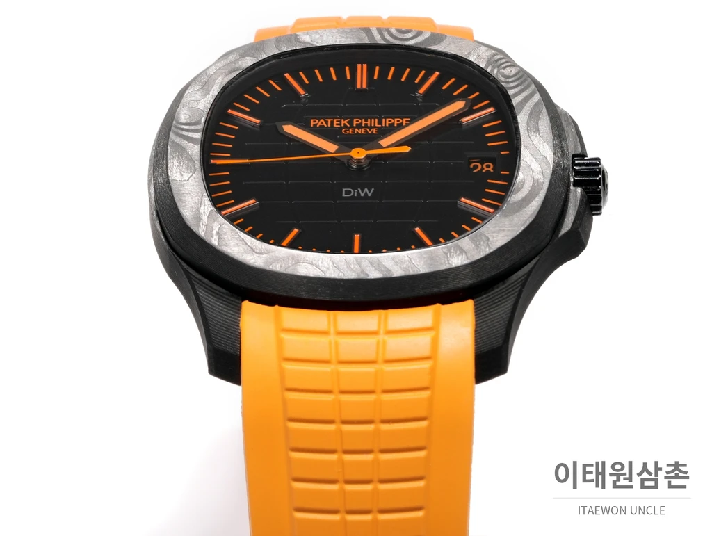 파텍필립 아쿠아넛 5167 카본 오렌지 러버 오토매틱 40.8mm
