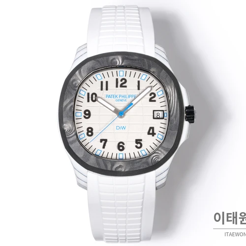 파텍필립 아쿠아넛 5167 카본 화이트 블루 다이얼 오토매틱 40.8mm