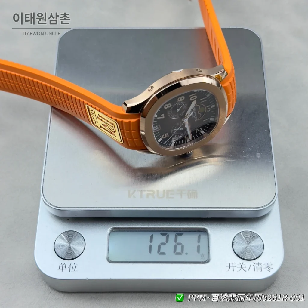 파텍필립 아쿠아넛 루체 애뉴얼캘린더 로즈골드 오토매틱 39.9mm 5261R-001 블랙 다이얼