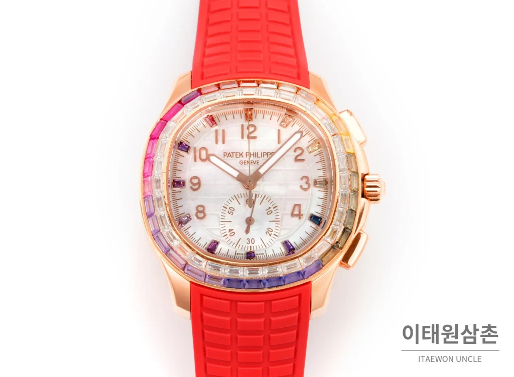 파텍필립 아쿠아넛 루체 로즈골드 레인보우 크로노그래프 40mm 7968 자개 다이얼 레드 러버 스트랩