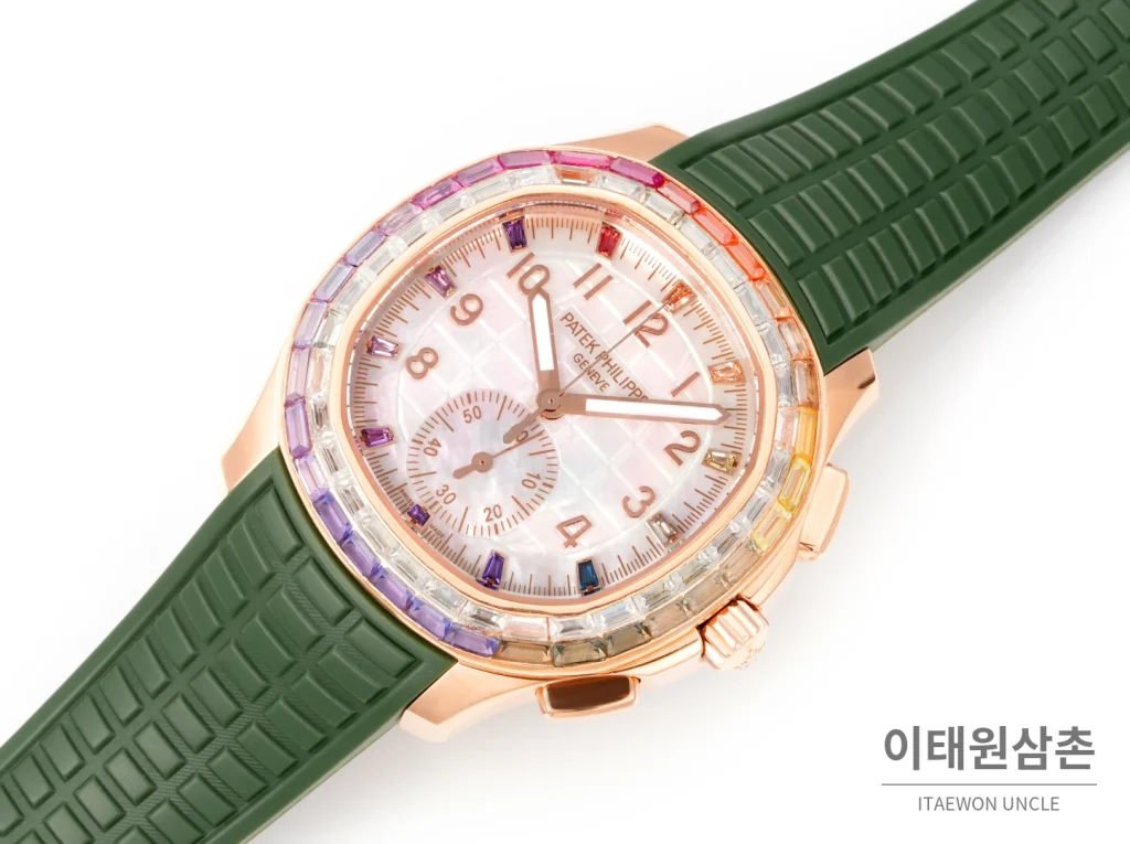 파텍필립 아쿠아넛 루체 로즈골드 레인보우 크로노그래프 40mm 7968 자개 다이얼 그린 러버 스트랩