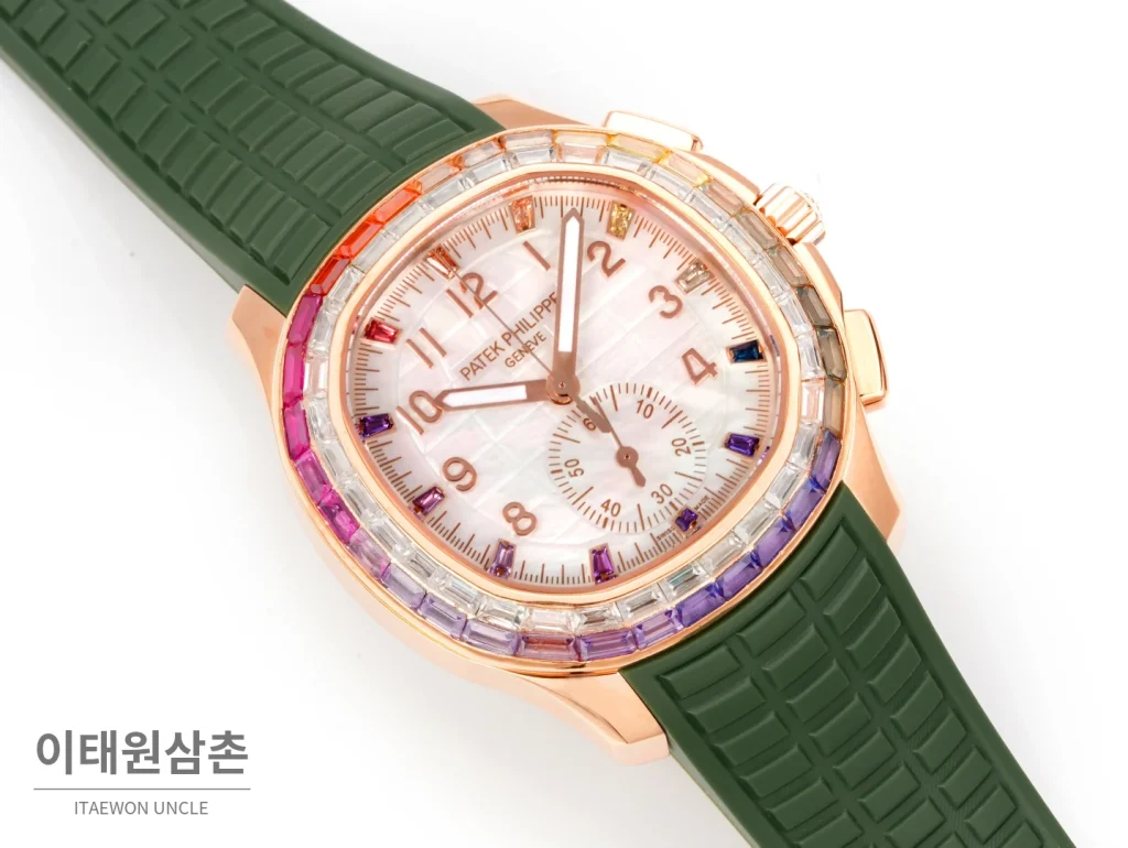 파텍필립 아쿠아넛 루체 로즈골드 레인보우 크로노그래프 40mm 7968 자개 다이얼 그린 러버 스트랩