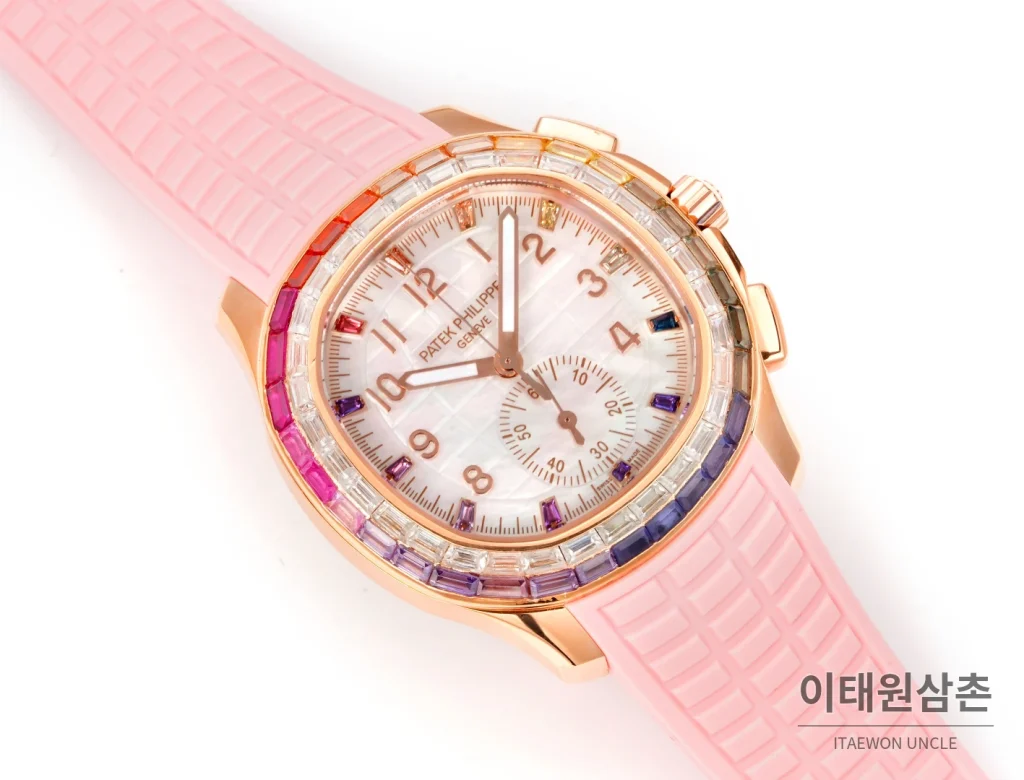 파텍필립 아쿠아넛 루체 로즈골드 레인보우 크로노그래프 40mm 7968 자개 다이얼 멀티컬러 러버 스트랩