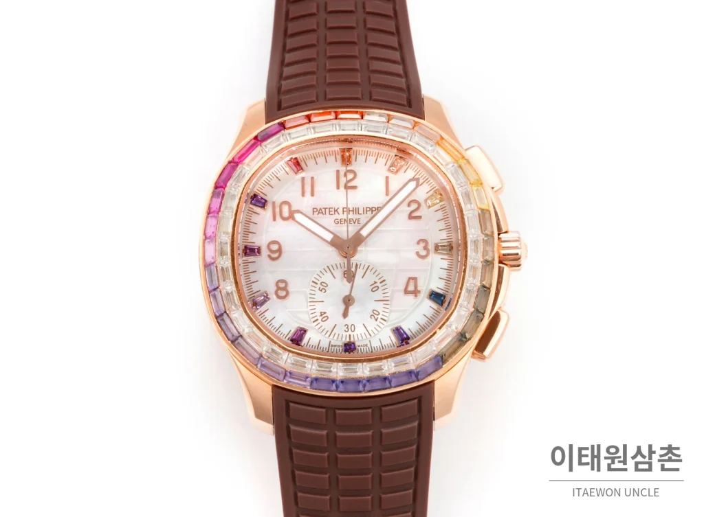 파텍필립 아쿠아넛 루체 로즈골드 레인보우 크로노그래프 40mm 7968 자개 다이얼 아이스블루 러버 스트랩