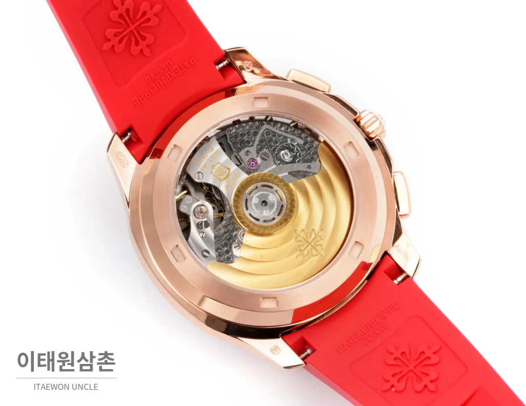 파텍필립 아쿠아넛 루체 로즈골드 레인보우 크로노그래프 40mm 7968 자개 다이얼 레드 러버 스트랩
