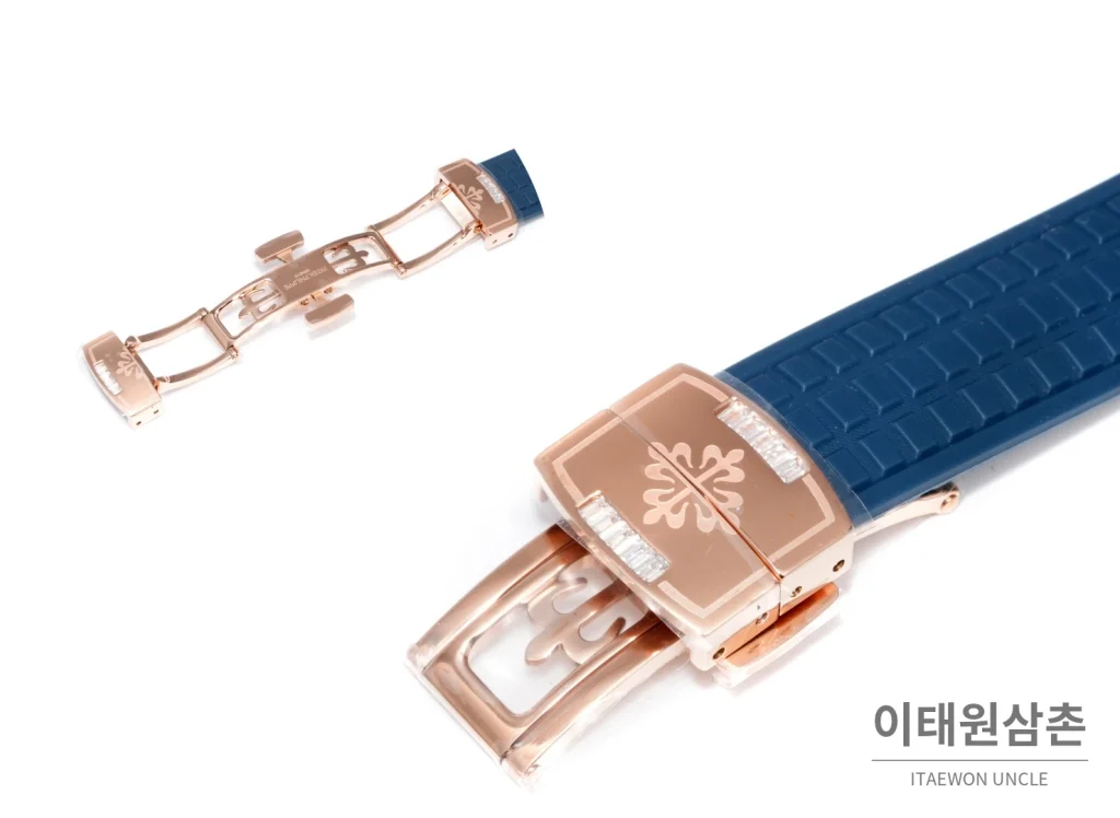 파텍필립 아쿠아넛 루체 로즈골드 레인보우 크로노그래프 40mm 7968 자개 다이얼 그린 러버 스트랩