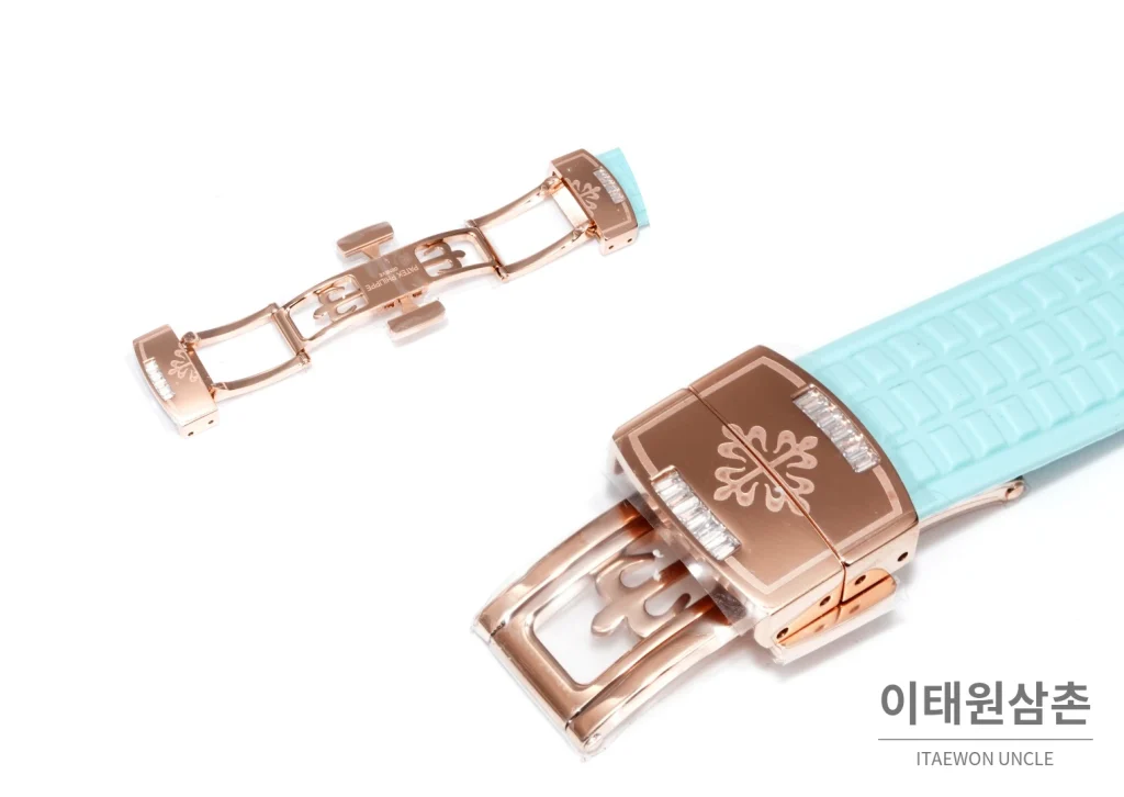 파텍필립 아쿠아넛 루체 로즈골드 레인보우 크로노그래프 40mm 7968 자개 다이얼 멀티컬러 러버 스트랩