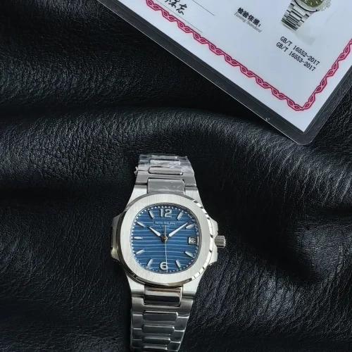 파텍필립 아쿠아넛 쿼츠 32mm 블루 다이얼
