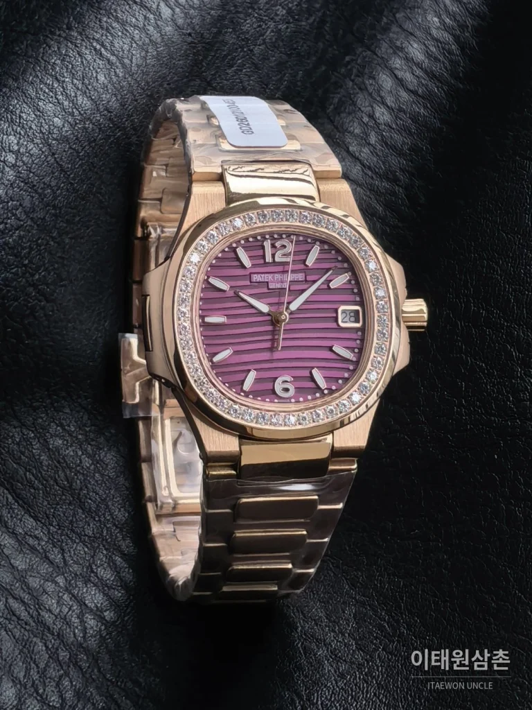 파텍필립 아쿠아넛 쿼츠 32mm 퍼플 다이얼