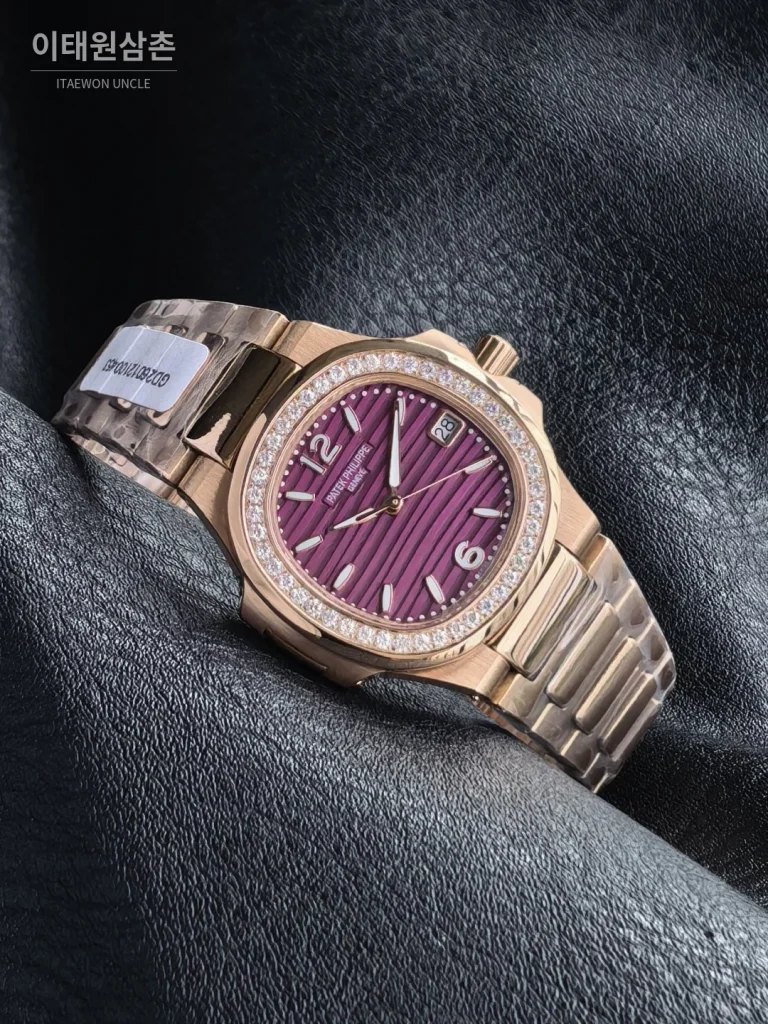 파텍필립 아쿠아넛 쿼츠 32mm 퍼플 다이얼