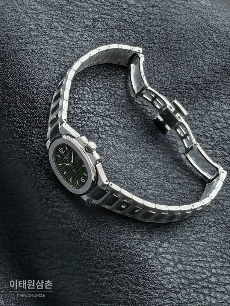 파텍필립 아쿠아넛 쿼츠 32mm 그린 다이얼