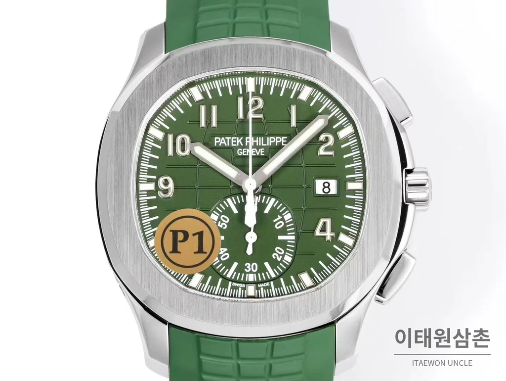 파텍필립 아쿠아넛 화이트골드 그린다이얼 플라이백 크로노그래프 42.2mm