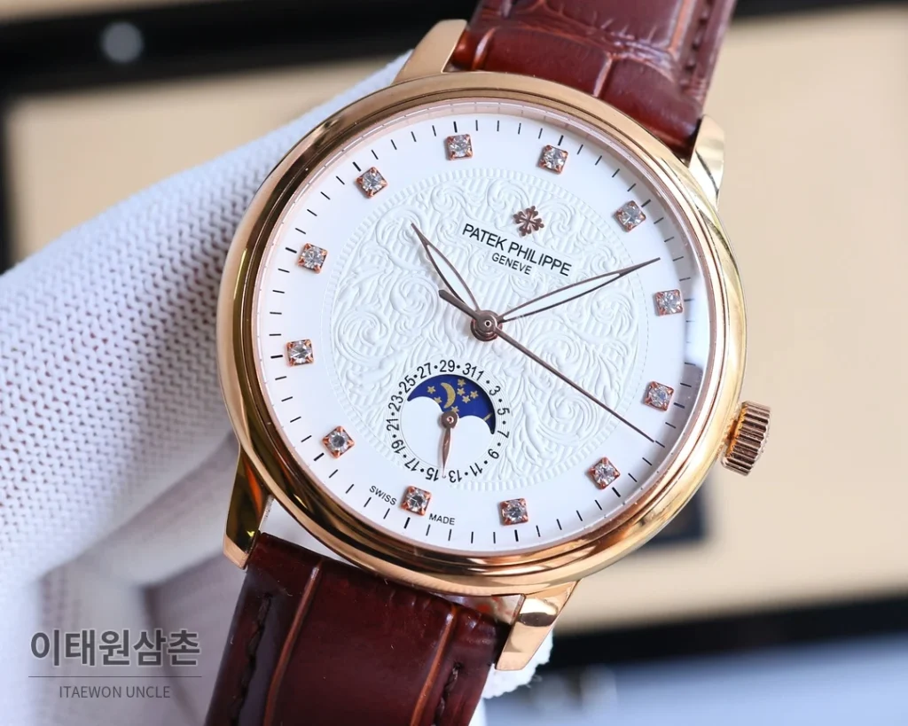 파텍필립 오토매틱 40mm 화이트 다이얼 블랙 가죽 스트랩