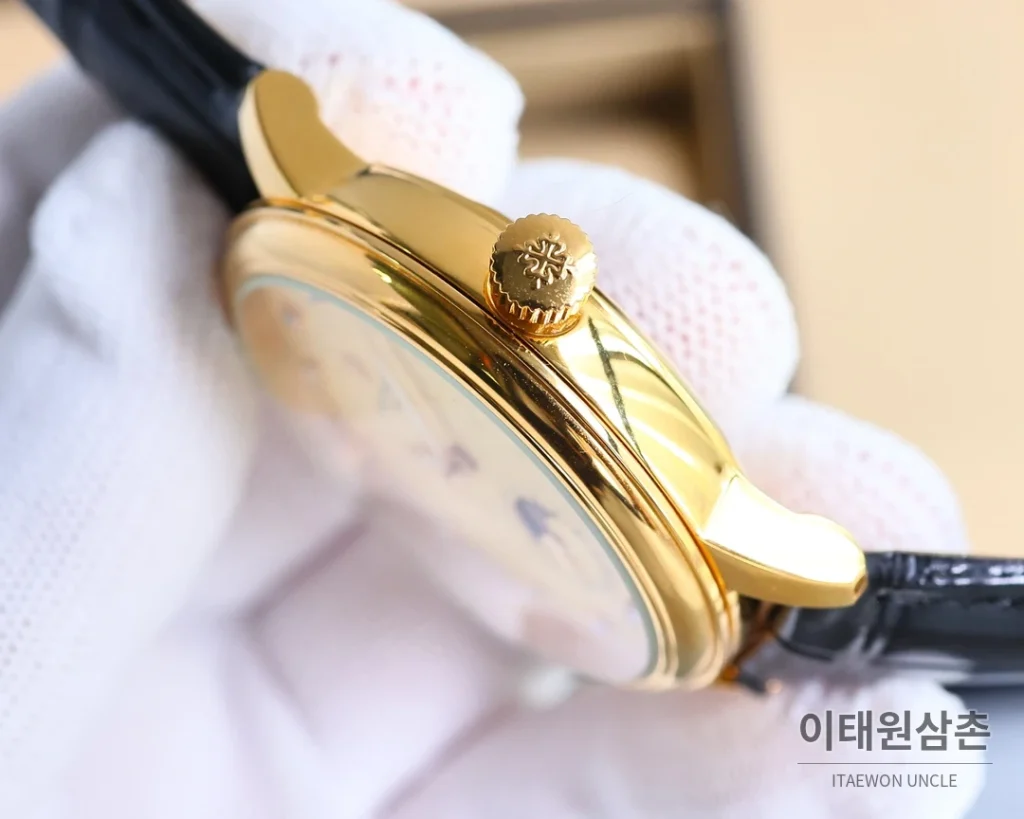 파텍필립 오토매틱 40mm 화이트 다이얼 블랙 가죽 스트랩 골드 베젤 (2)