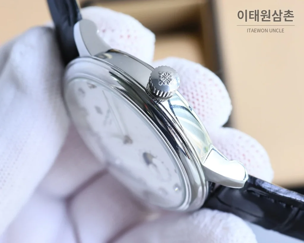 파텍필립 오토매틱 40mm 화이트 다이얼 블랙 가죽 스트랩