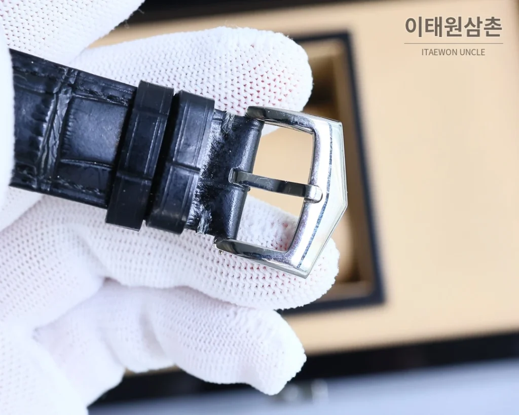 파텍필립 오토매틱 40mm 화이트 다이얼 블랙 가죽 스트랩