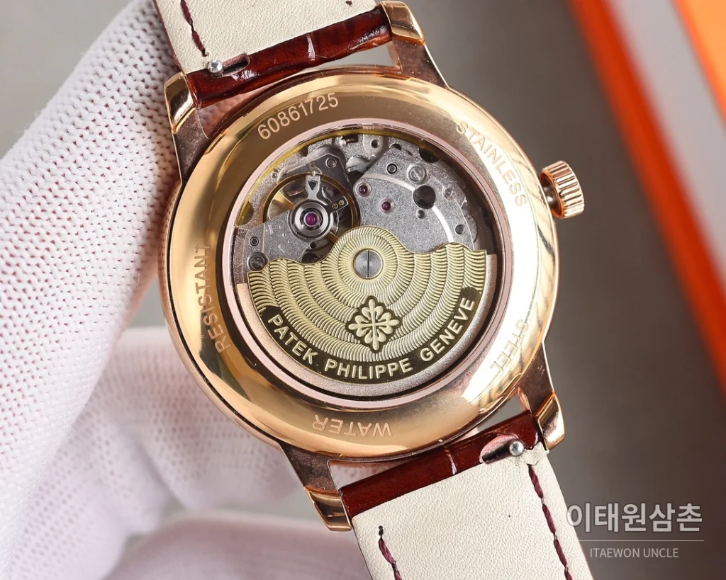 파텍필립 오토매틱 40mm 화이트 다이얼 블랙 가죽 스트랩 골드 베젤