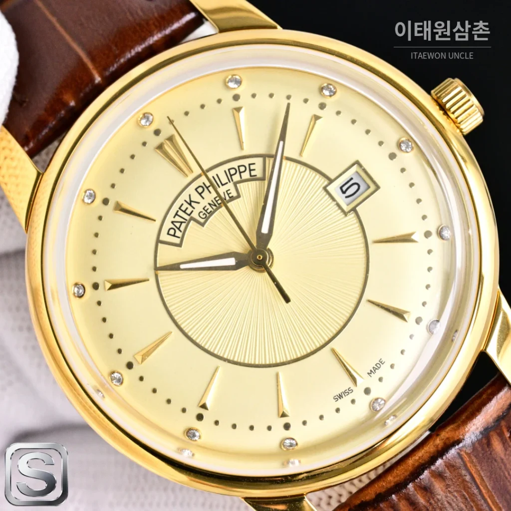 파텍필립 칼라트라바 오토매틱 42mm 샴페인 다이얼 브라운 가죽 스트랩 골드 베젤