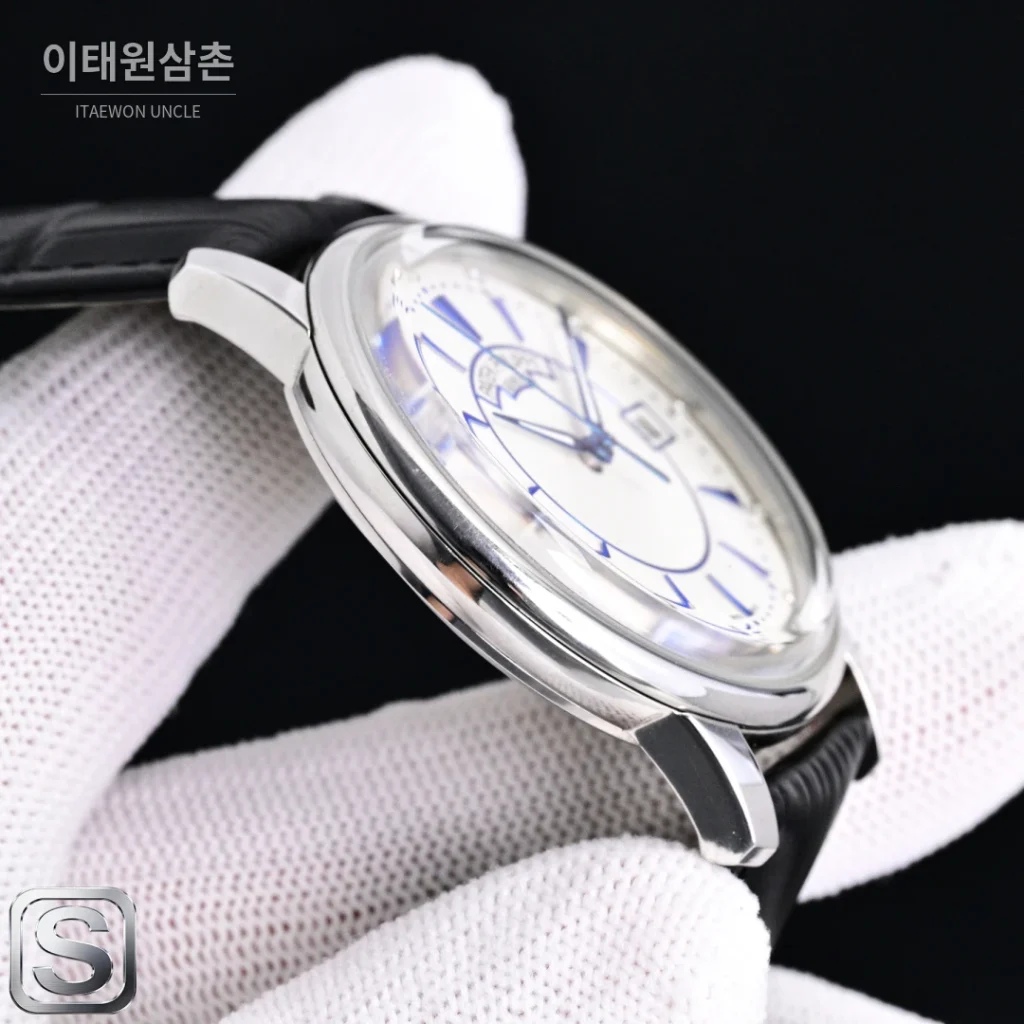 파텍필립 칼라트라바 오토매틱 42mm 화이트 다이얼 블랙 가죽 스트랩