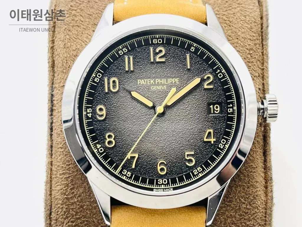 파텍필립 칼라트라바 클루 드 파리 카본그레이 다이얼 오토매틱 40mm 카본 그레이 옐로우 가죽 스트랩