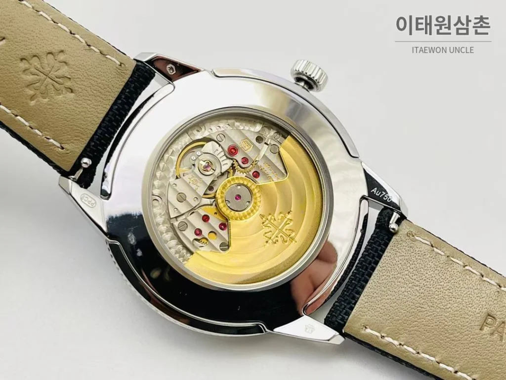 파텍필립 칼라트라바 클루 드 파리 카본그레이 다이얼 오토매틱 40mm 카본 그레이 네이비 나일론 스트랩