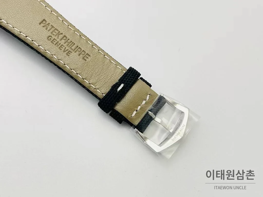 파텍필립 칼라트라바 클루 드 파리 카본그레이 다이얼 오토매틱 40mm 카본 그레이 네이비 나일론 스트랩