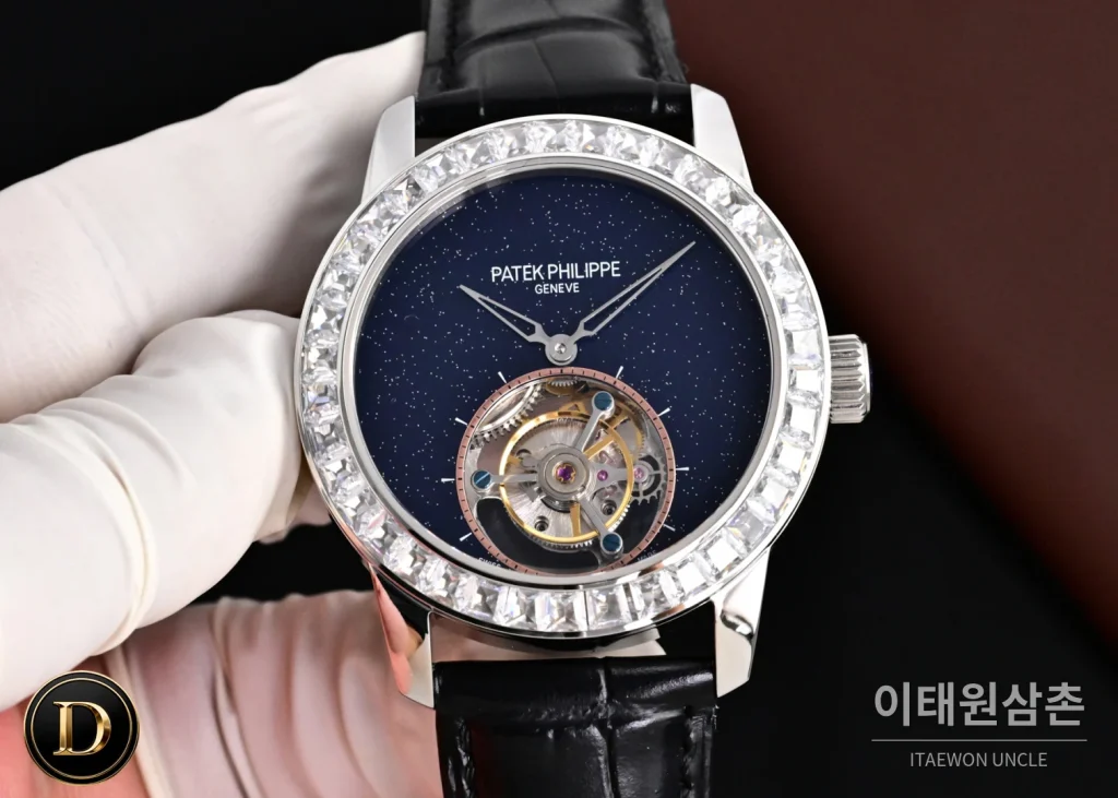 파텍필립 칼라트라바 다이아베젤 투르비옹 매뉴얼 42mm 네이비 다이얼 블랙 가죽 스트랩 (2)