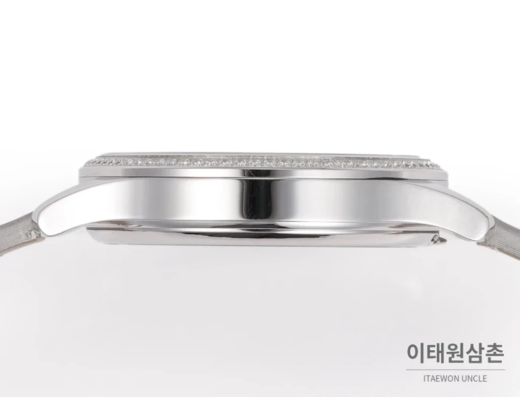파텍필립 칼라트라바 엠보싱다이얼 울트라씬 오토매틱 35mm