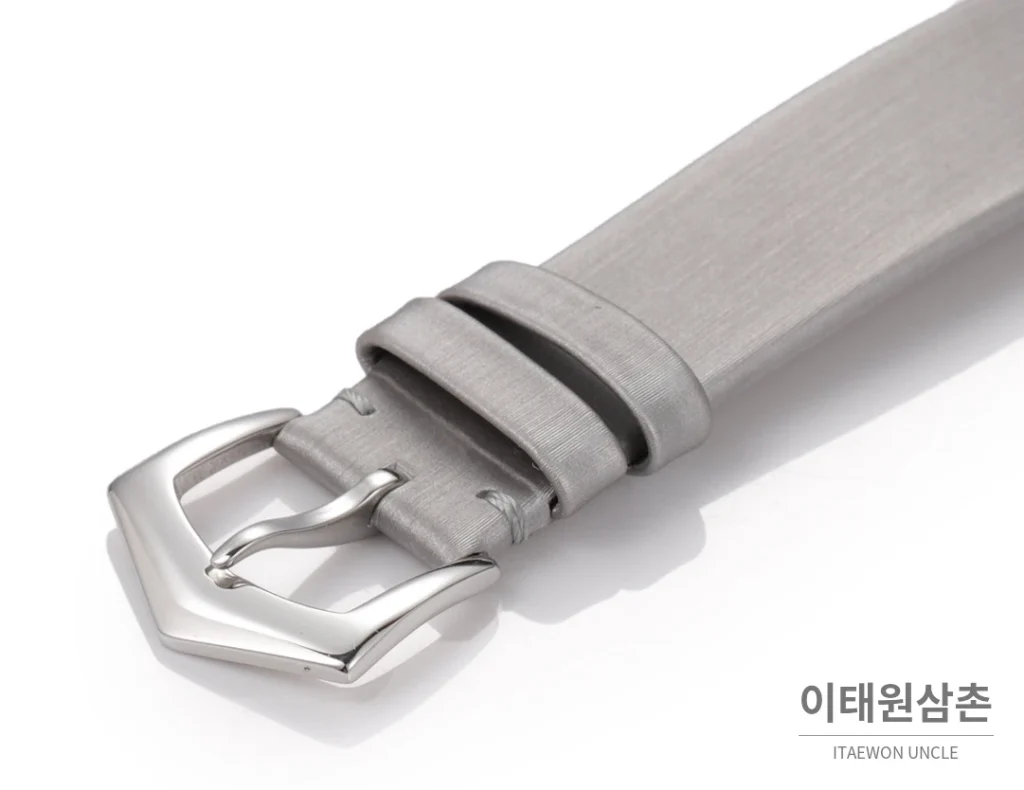 파텍필립 칼라트라바 엠보싱다이얼 울트라씬 오토매틱 35mm