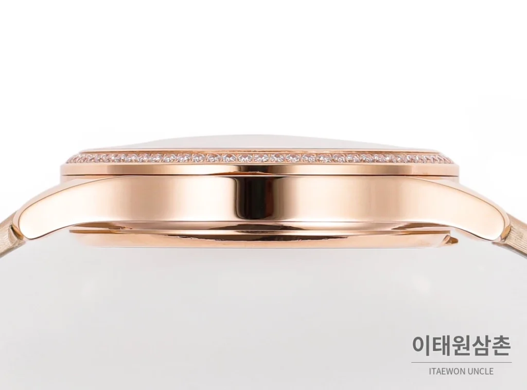 파텍필립 칼라트라바 골드베젤 엠보싱다이얼 울트라씬 오토매틱 35mm