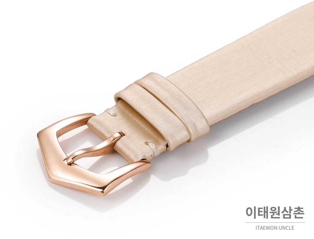 파텍필립 칼라트라바 골드베젤 엠보싱다이얼 울트라씬 오토매틱 35mm