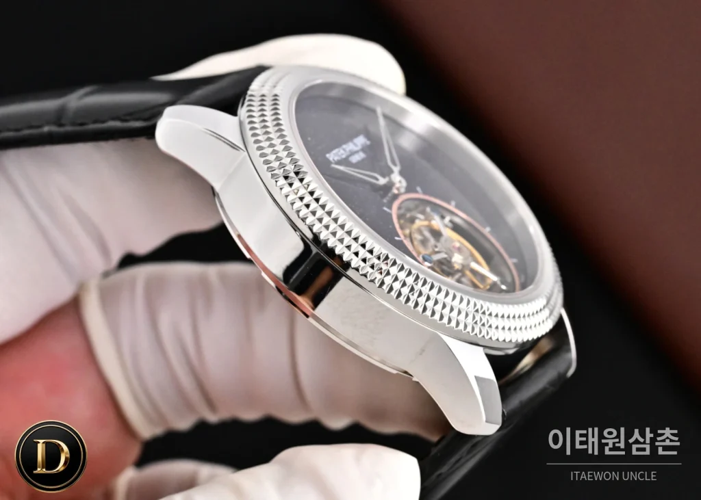 파텍필립 칼라트라바 파리호브네일 다이아베젤 투르비옹 매뉴얼 42mm 네이비 다이얼 블랙 가죽 스트랩