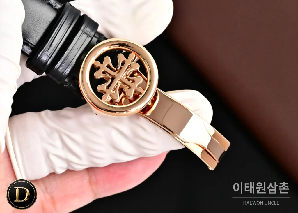 파텍필립 칼라트라바 파리호브네일 다이아베젤 투르비옹 매뉴얼 42mm 네이비 다이얼 블랙 가죽 스트랩 로즈골드 케이스