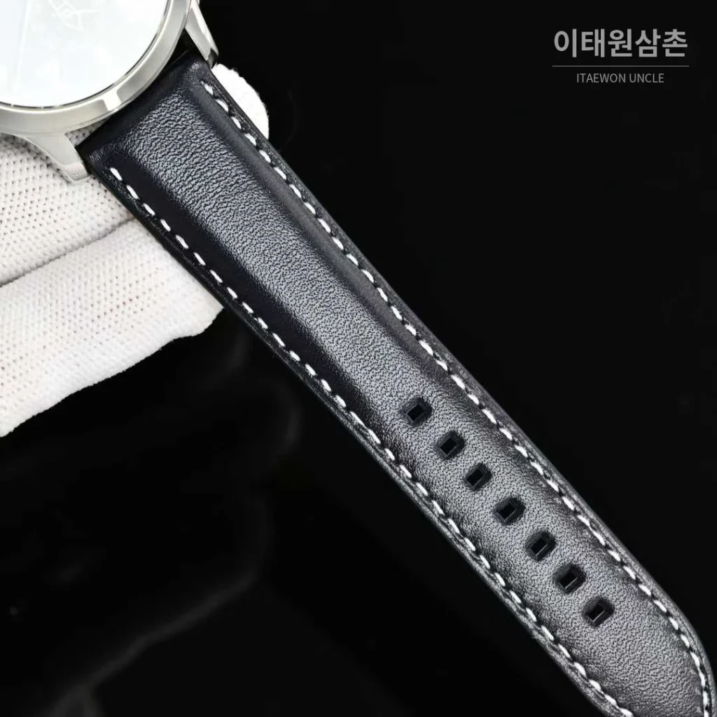 파텍필립 칼라트라바 파일럿 트래블타임 스틸 블랙다이얼 GMT 오토매틱 40.8mm 네이비 나일론 스트랩