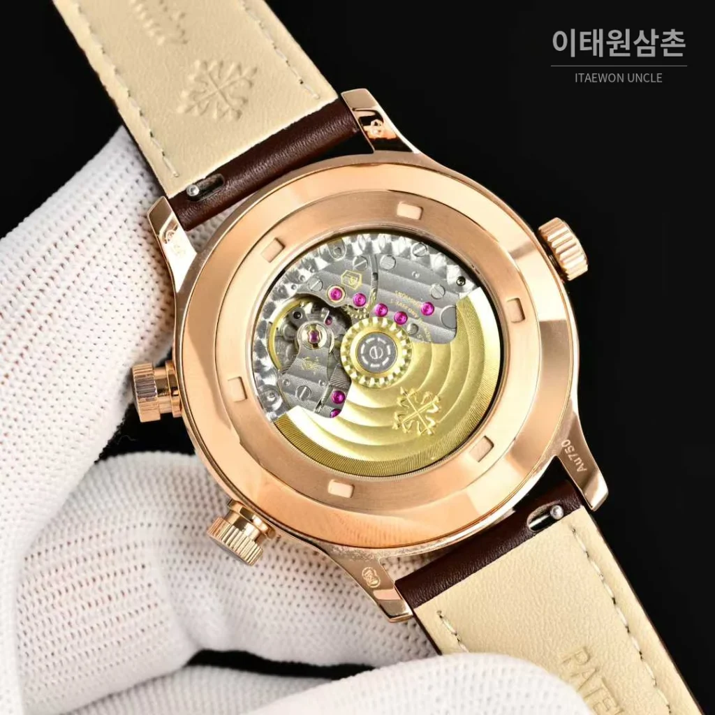 파텍필립 칼라트라바 파일럿 트래블타임 스틸 블랙다이얼 GMT 오토매틱 40.8mm 브라운 가죽 스트랩 로즈골드 베젤