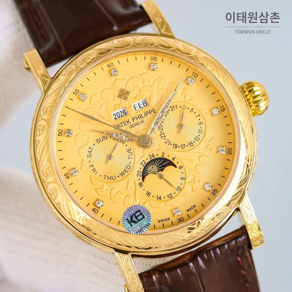 파텍필립 칼라트라바 스틸 퍼페추얼캘린더 문페이즈 오토매틱 42mm 옐로우 다이얼 브라운 가죽 스트랩 골드 베젤