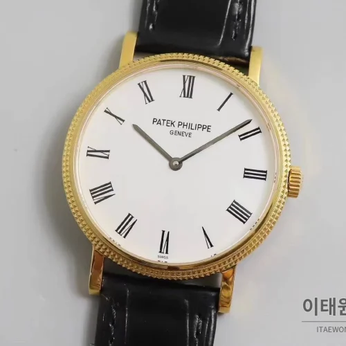 파텍필립 칼라트라바 화이트다이얼 로만인덱스 울트라씬 오토매틱 38mm 블랙 가죽 스트랩 골드 베젤