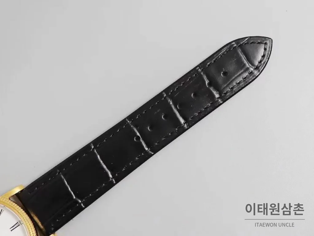 파텍필립 칼라트라바 화이트다이얼 로만인덱스 울트라씬 오토매틱 38mm 블랙 가죽 스트랩 골드 베젤