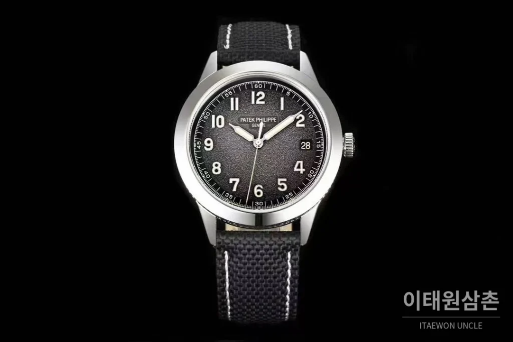 파텍필립 칼라트라바 화이트골드 차콜다이얼 오토매틱 40mm 5226G-001 블랙 나일론 스트랩