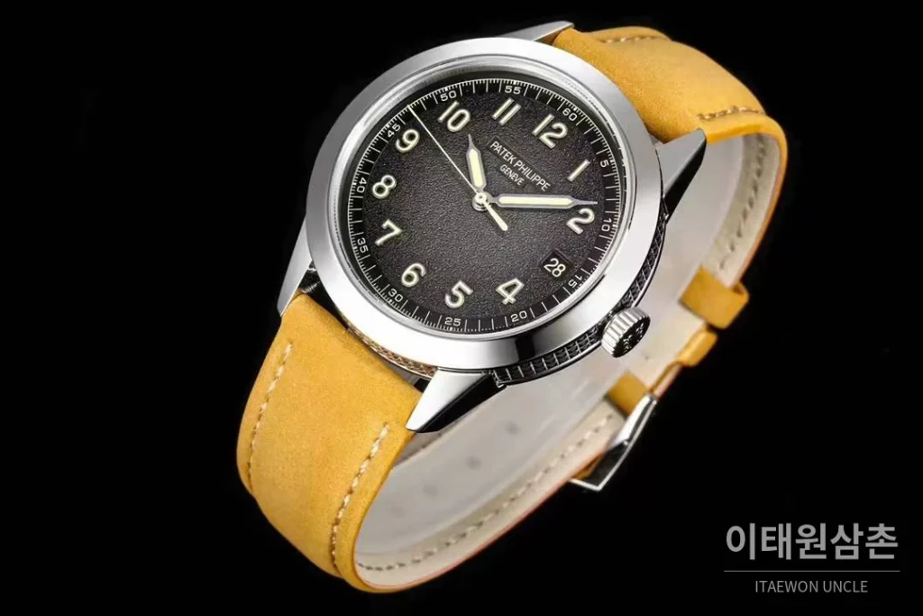 파텍필립 칼라트라바 화이트골드 차콜다이얼 오토매틱 40mm 5226G-001 옐로우 가죽 스트랩