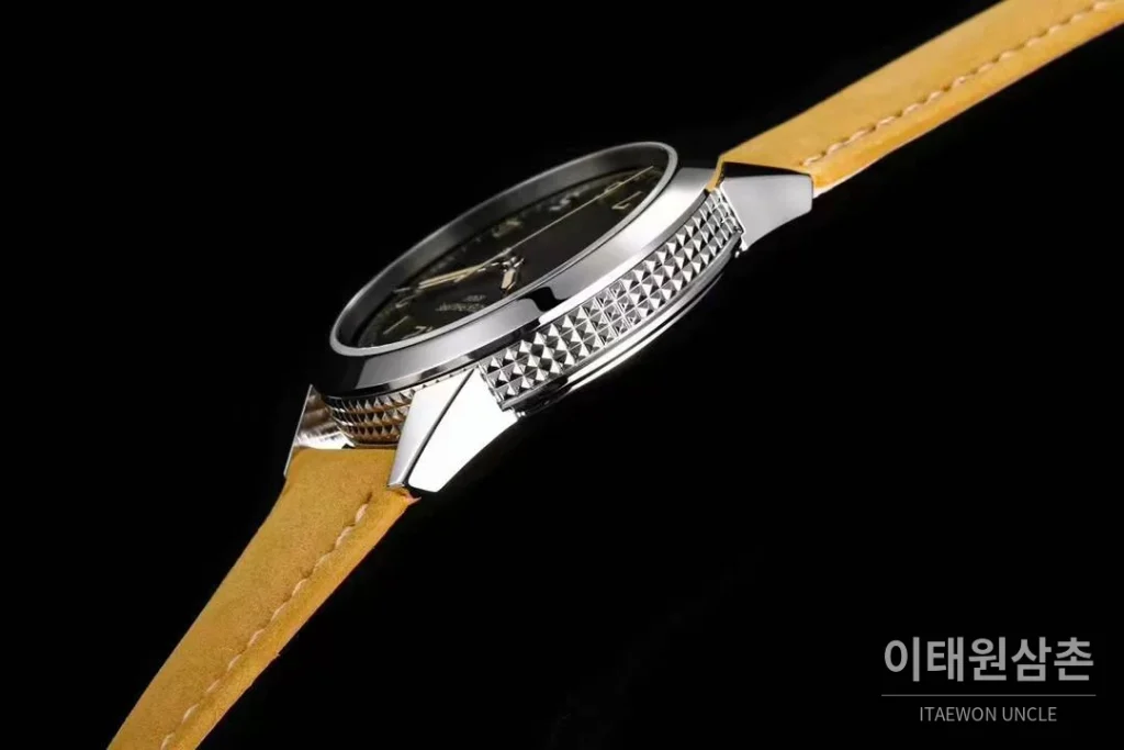 파텍필립 칼라트라바 화이트골드 차콜다이얼 오토매틱 40mm 5226G-001 옐로우 가죽 스트랩