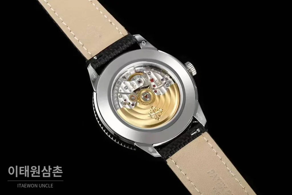 파텍필립 칼라트라바 화이트골드 차콜다이얼 오토매틱 40mm 5226G-001 블랙 나일론 스트랩