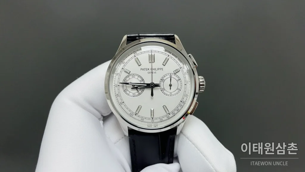 파텍필립 컴플리케이션 크로노그래프 크로노그래프 오토매틱 42mm 화이트 다이얼 블랙 가죽 스트랩