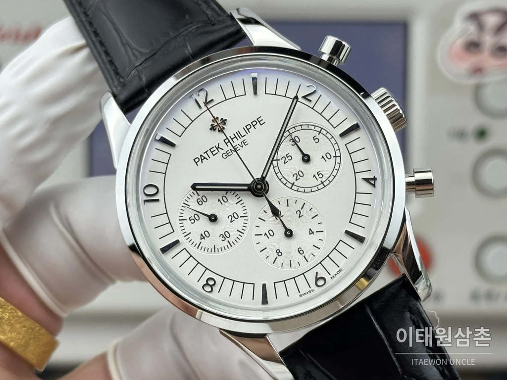 파텍필립 컴플리케이션 316L 스틸 아이보리다이얼 크로노그래프 오토매틱 41mm